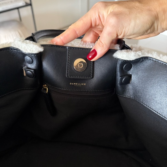 DEMELLIER New York Midi Shearling Tote Bag - Picture 5 of 5